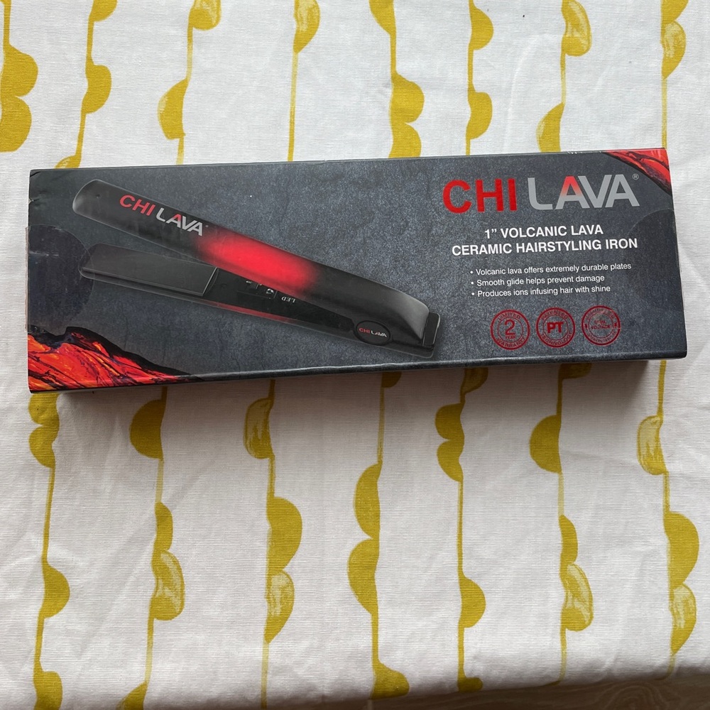 CHI Lava Straightener